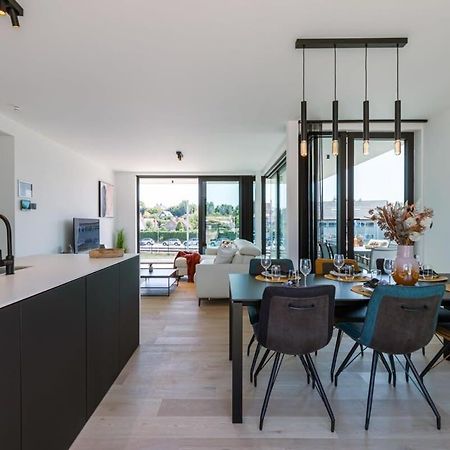 New, Luxurious And Modern Apartment With Private Parking 코크시데 외부 사진
