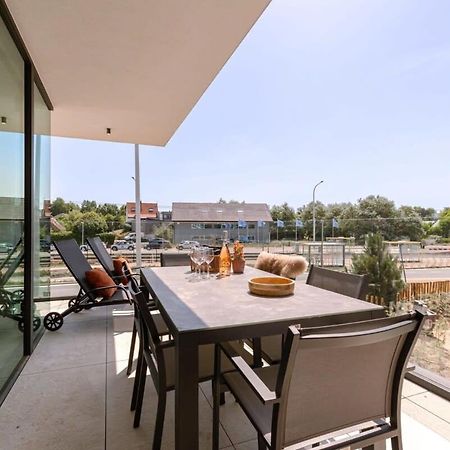 New, Luxurious And Modern Apartment With Private Parking 코크시데 외부 사진