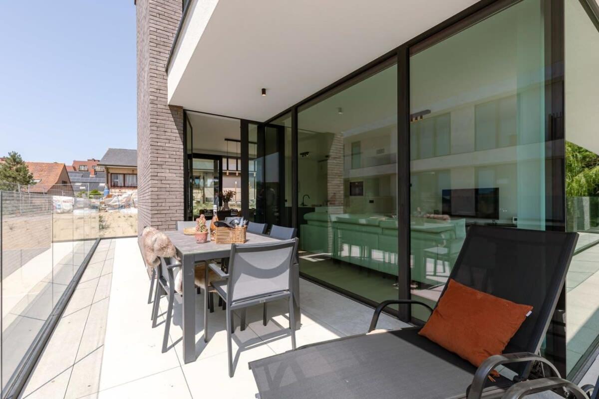 New, Luxurious And Modern Apartment With Private Parking 코크시데 외부 사진