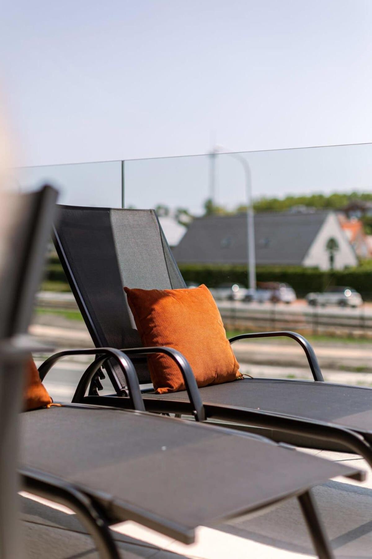 New, Luxurious And Modern Apartment With Private Parking 코크시데 외부 사진
